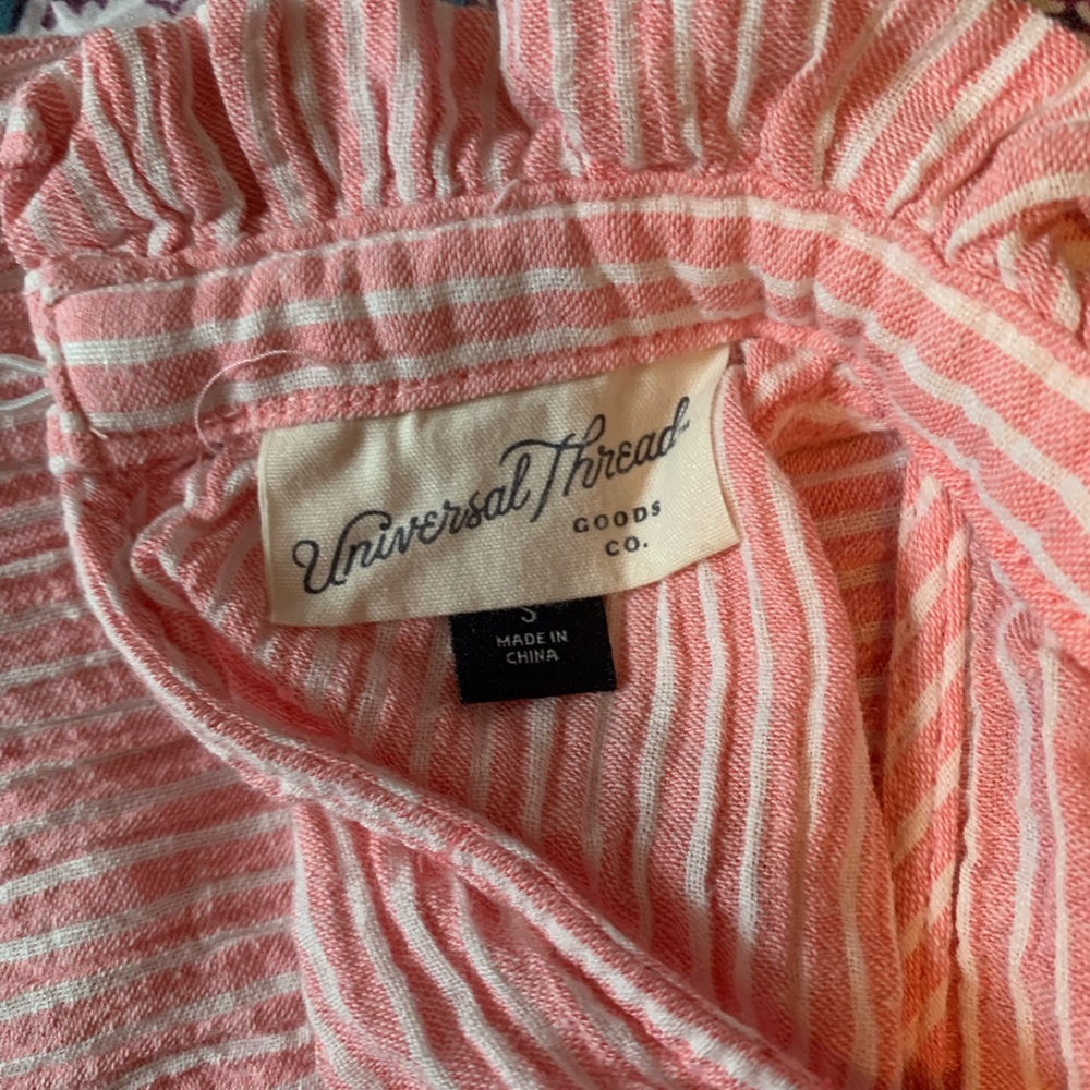 Universal Thread Ruffled Tank Top - Picture 2 of 3